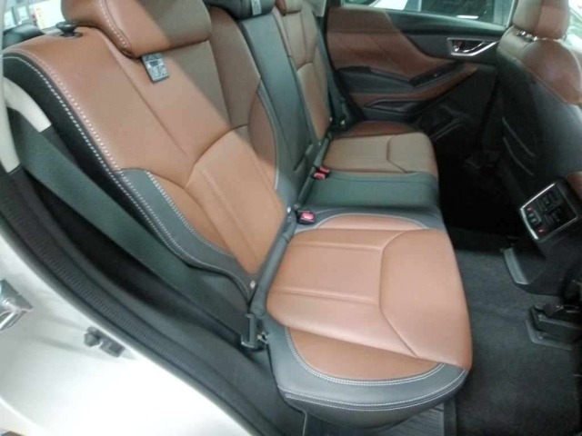 Subaru FORESTER 2023 8458658-12