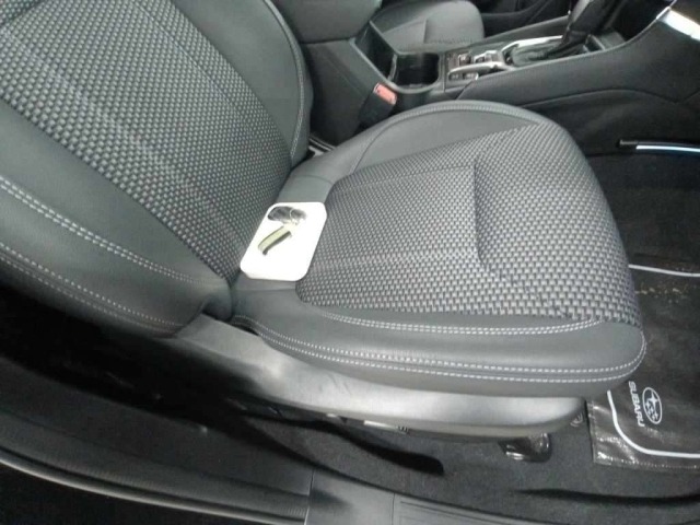 Subaru FORESTER 2023 8458720-10