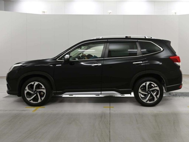 Subaru FORESTER 2023 8458720-4
