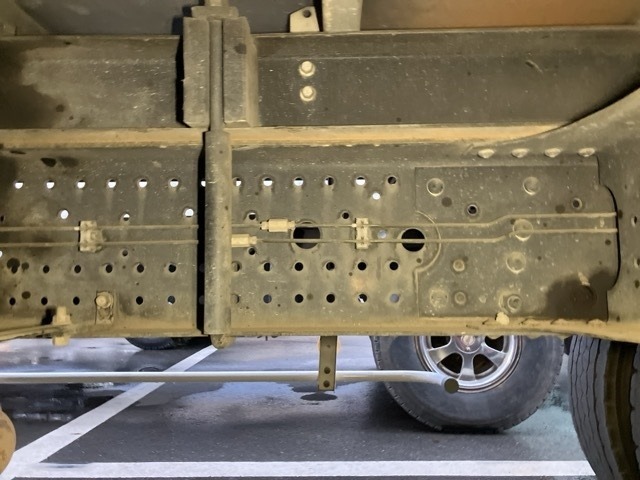 Isuzu FORWARD 2011 8464601-18