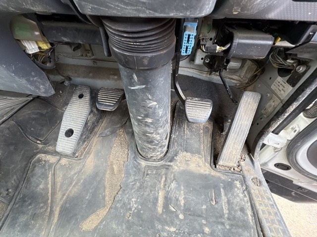Isuzu FORWARD 2011 8464604-4