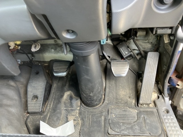Isuzu FORWARD 2011 8464617-4