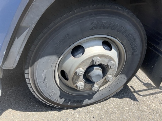 Isuzu FORWARD 2011 8464617-9