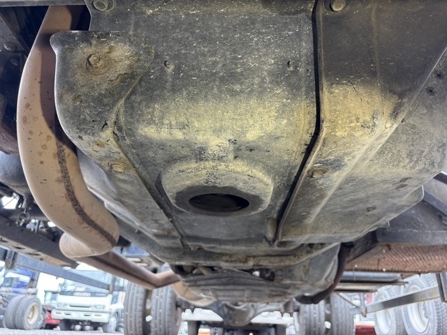 Isuzu FORWARD 2003 8464623-11