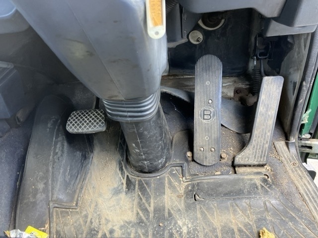 Isuzu FORWARD 1991 8464628-4