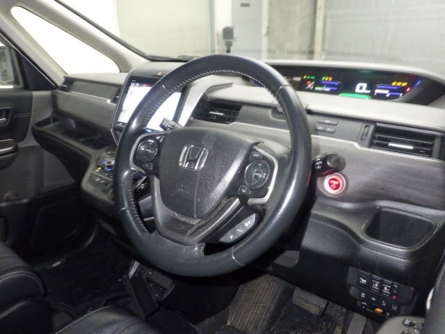 Honda FREED 2018 8456031-3