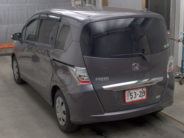 Honda FREED 2013 8456032-1