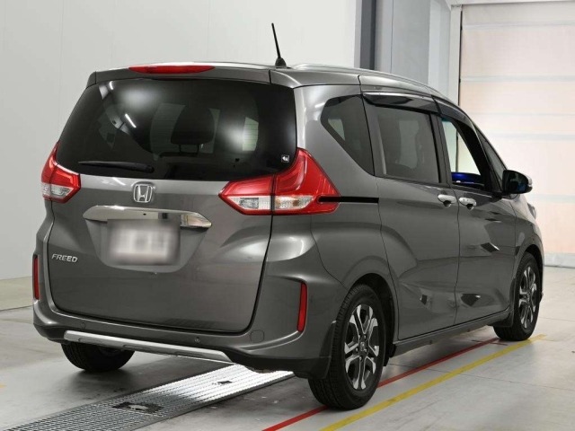 Honda FREED 2021 8456065-1