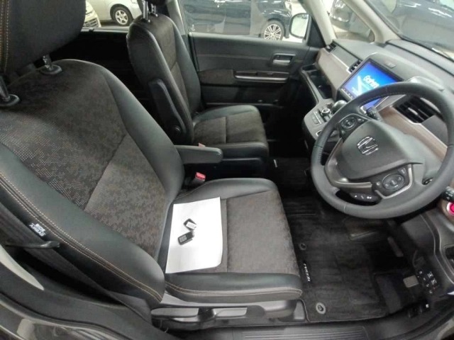 Honda FREED 2021 8456065-10