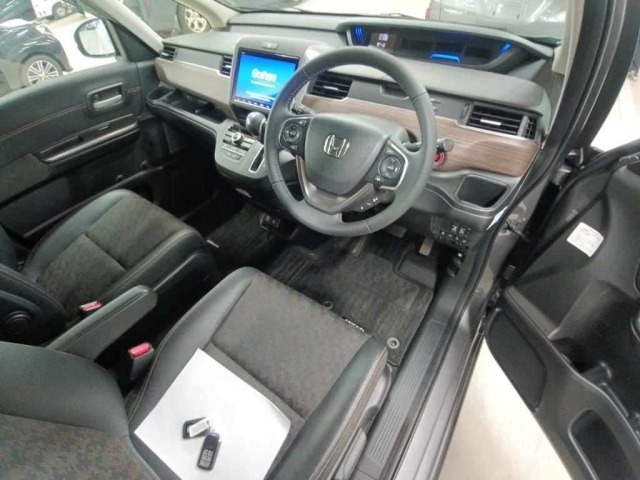 Honda FREED 2021 8456065-9