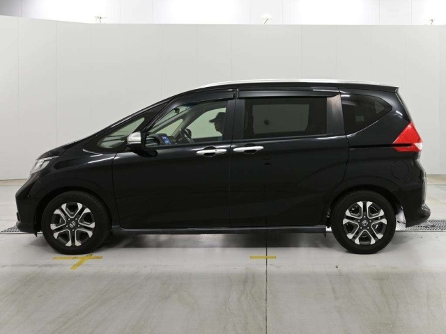 Honda FREED 2022 8456068-4