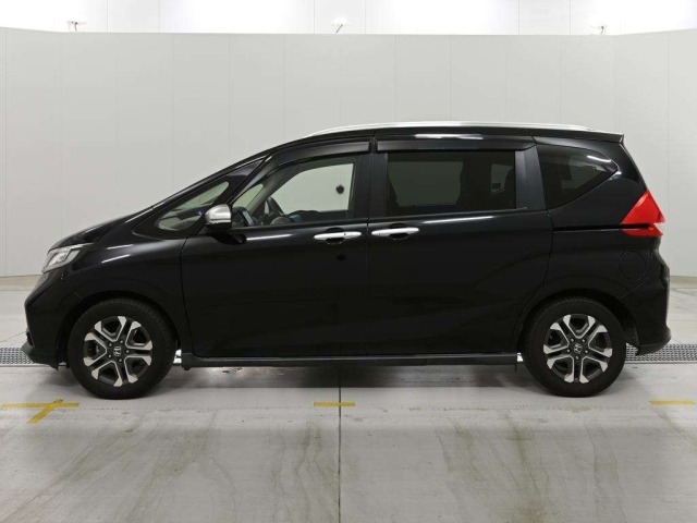 Honda FREED 2022 8456070-4