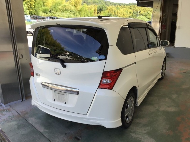 Honda FREED 2009 8456098-4