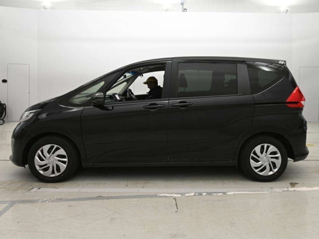 Honda FREED 2019 8456114-4