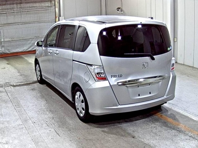 Honda FREED 2013 8456116-1