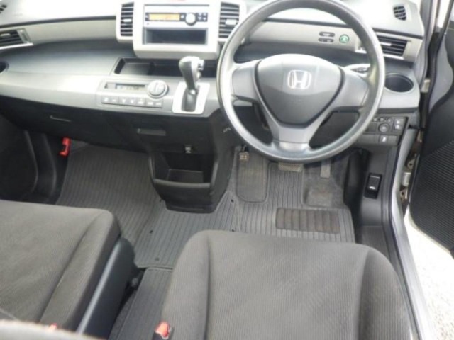 Honda FREED 2013 8456116-3