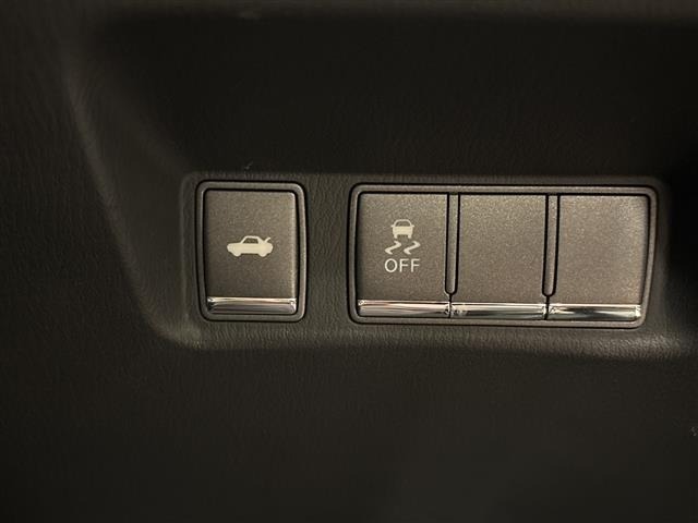 Nissan FUGA 2011 8448510-21