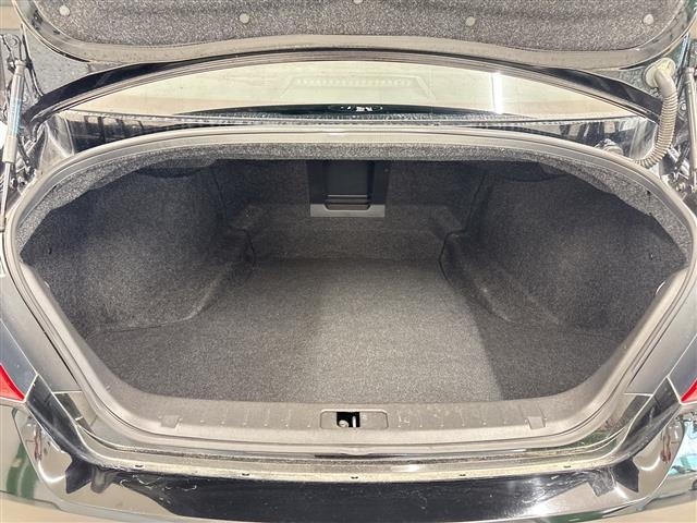 Nissan FUGA 2011 8448510-8