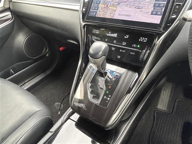 Toyota HARRIER 2018 8449111-19