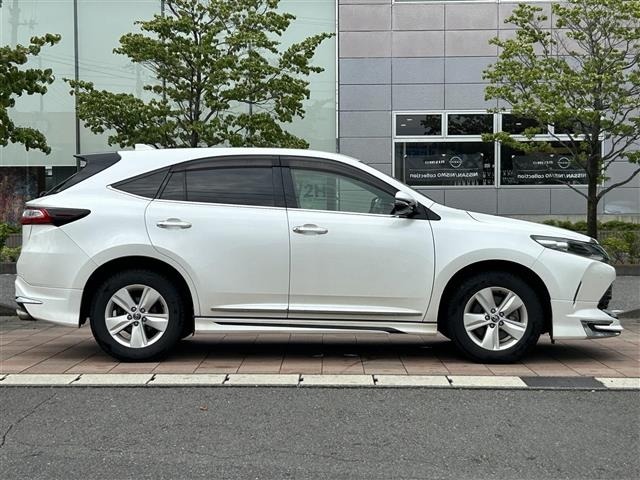 Toyota HARRIER 2018 8449111-4
