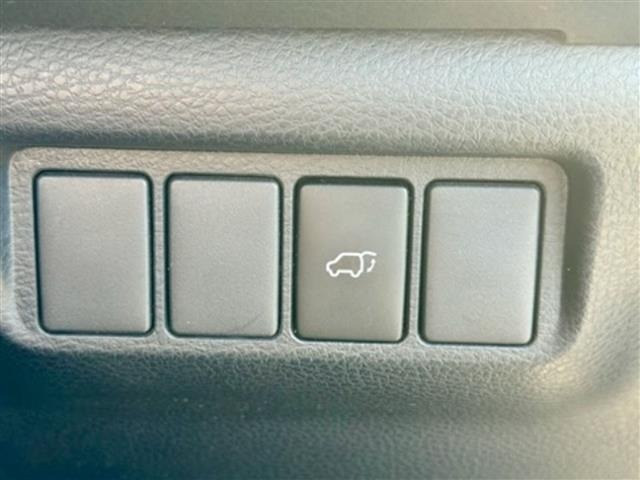 Toyota HARRIER 2015 8450511-1