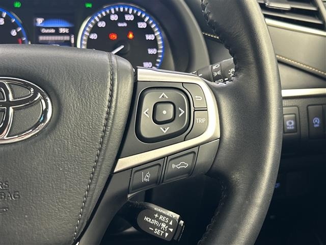 Toyota HARRIER 2018 8451021-3