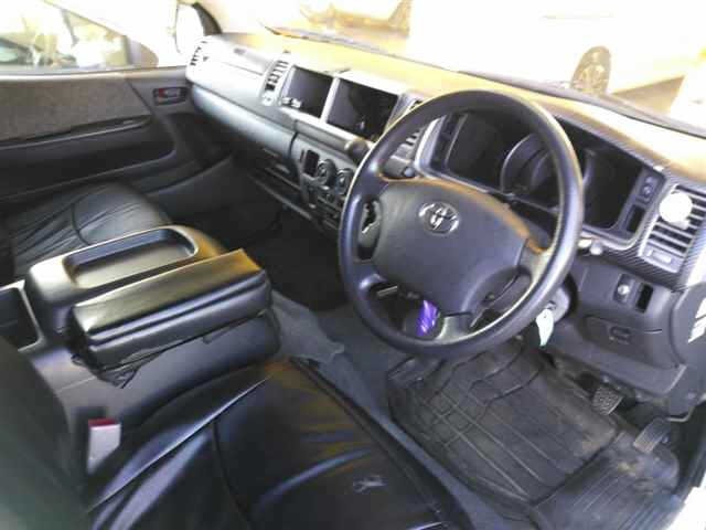 Toyota HIACE WAGON 2009 8443493-3