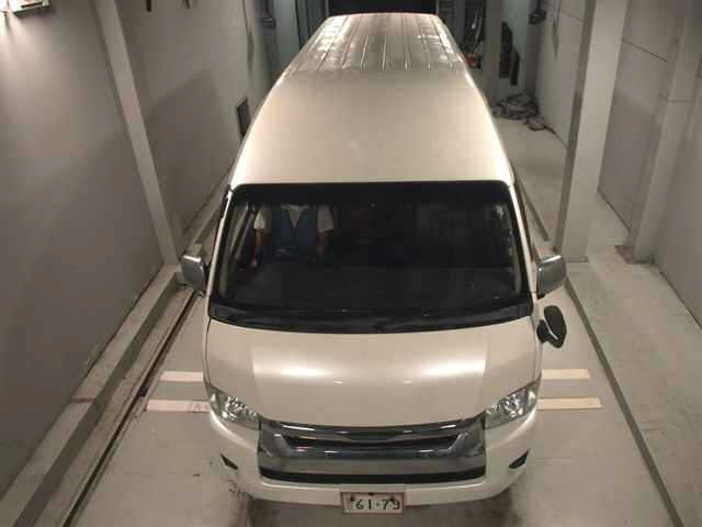 Toyota HIACE WAGON 2009 8443493-6