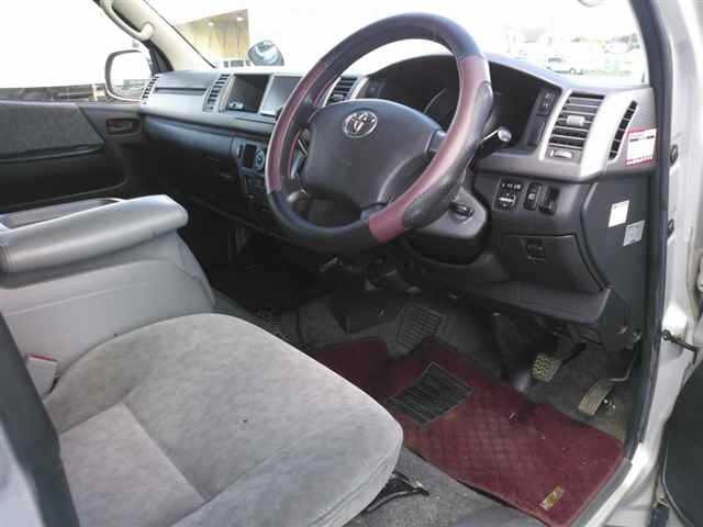Toyota HIACE WAGON 2010 8443494-3