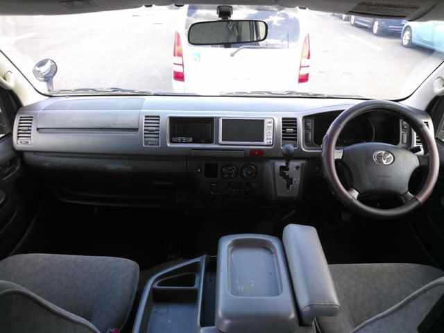 Toyota HIACE WAGON 2010 8443494-8