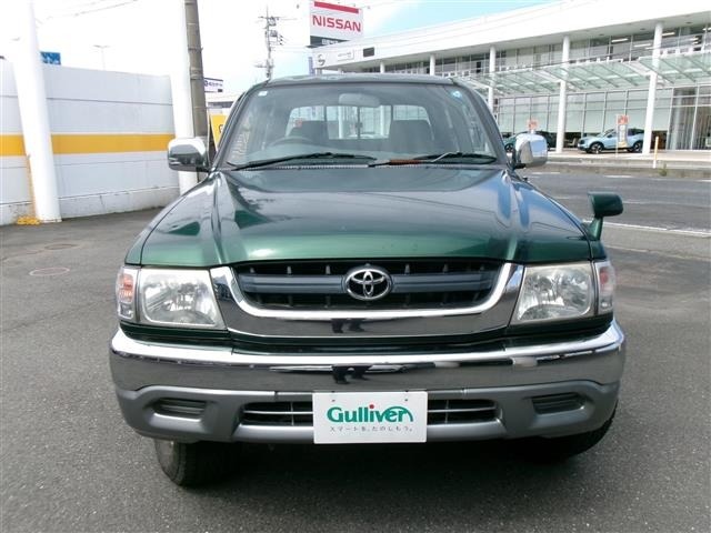 Toyota HILUX 2002 8448111-23