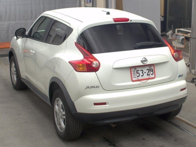 Nissan JUKE 2011 8459517-1