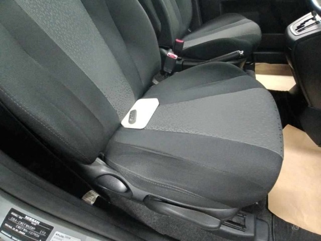 Nissan LAFESTA 2011 8446247-10