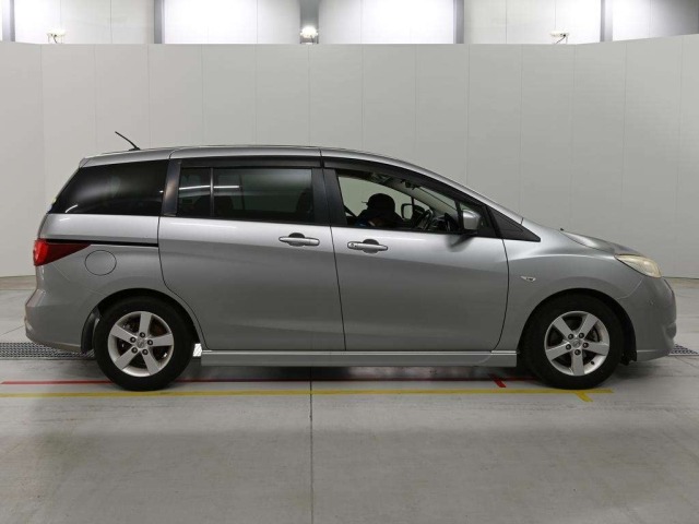 Nissan LAFESTA 2011 8446247-3