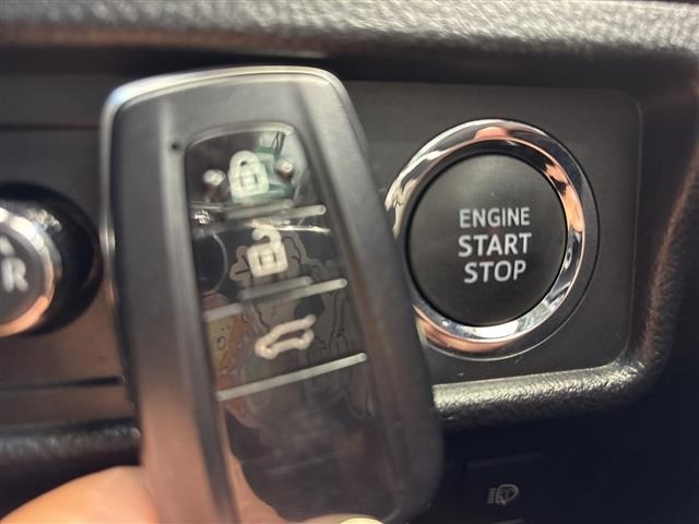 Toyota LAND CRUISER PRADO 2017 8463332-21