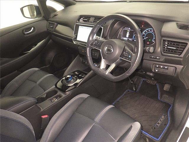 Nissan LEAF 2020 8456358-3