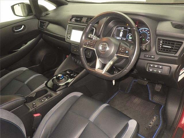 Nissan LEAF 2019 8456359-3