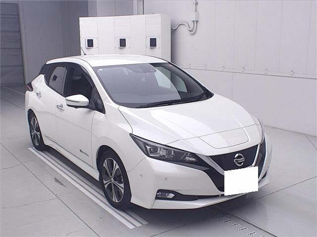 Nissan LEAF 2018 8456368-0
