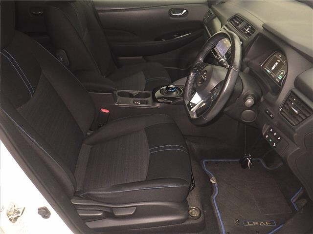 Nissan LEAF 2018 8456368-5