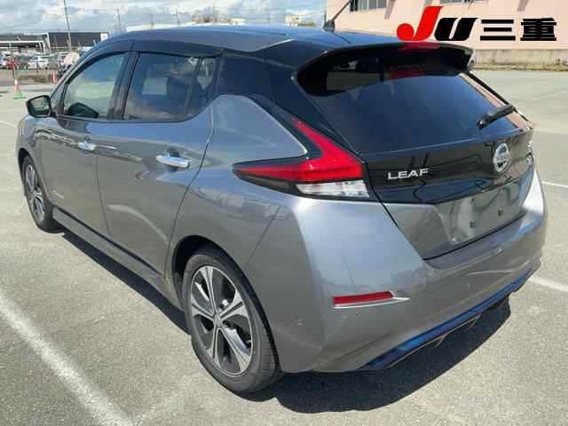 Nissan LEAF 2017 8456396-1