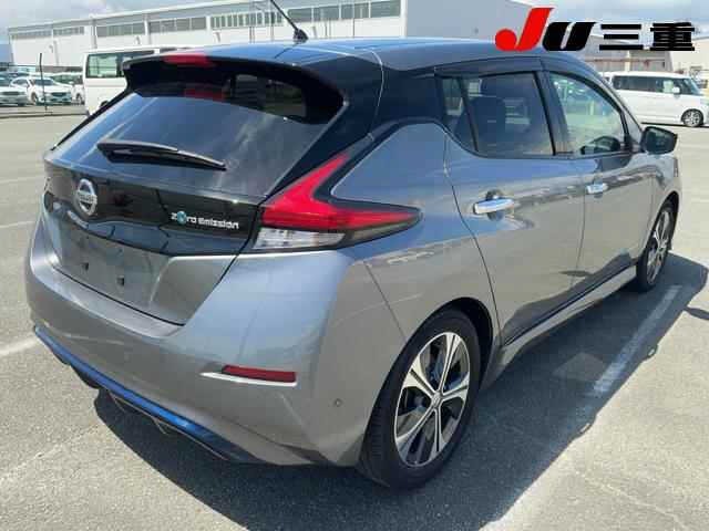 Nissan LEAF 2017 8456396-6