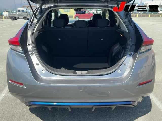 Nissan LEAF 2017 8456396-7