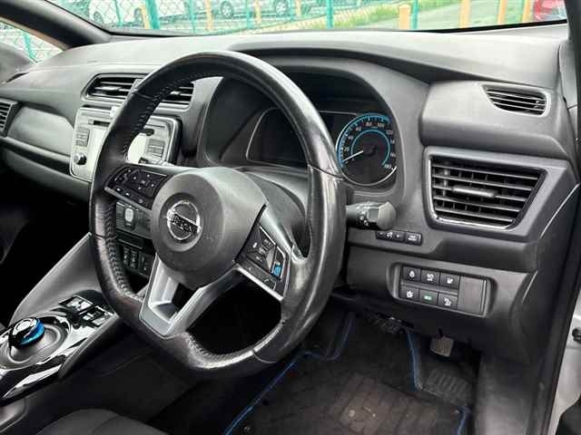 Nissan LEAF 2019 8456406-3