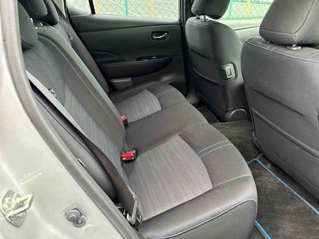 Nissan LEAF 2019 8456406-8