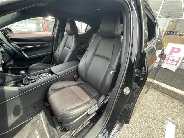Mazda MAZDA3 2022 8454918-4
