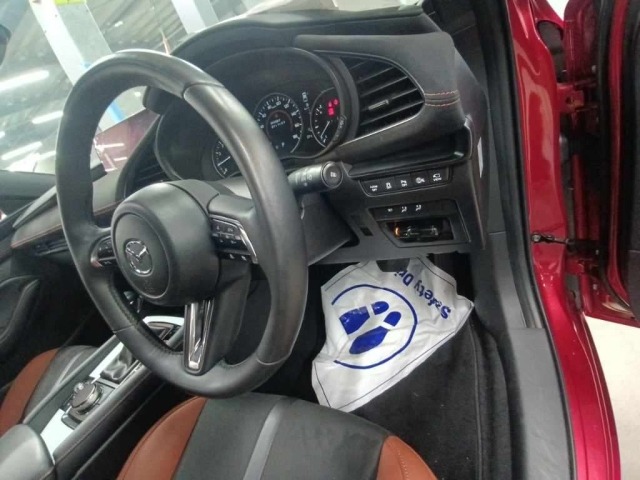 Mazda MAZDA3 2024 8454938-9