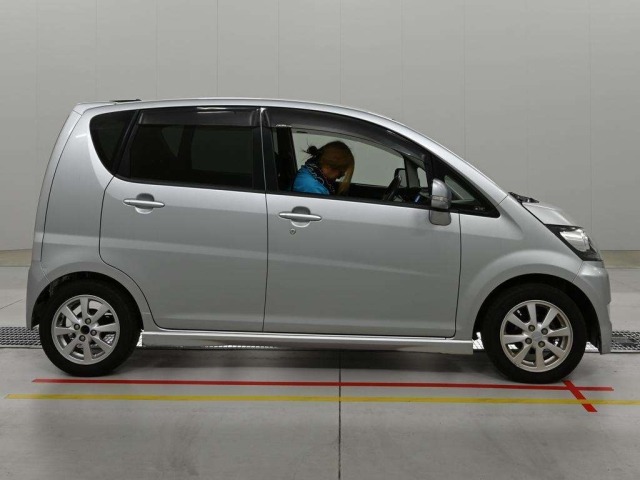 Daihatsu MOVE 2007 8454049-3