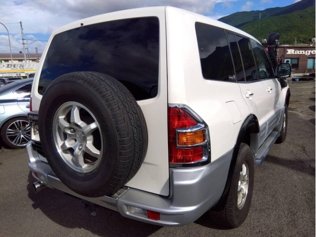 Mitsubishi PAJERO 1999 8456630-6