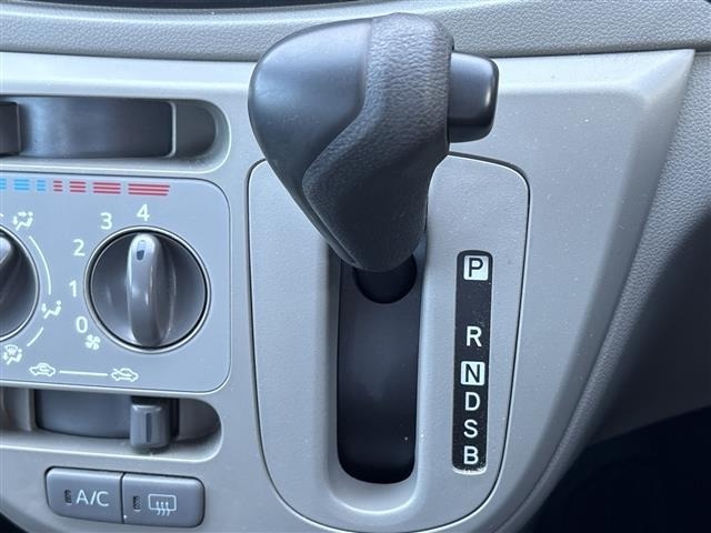 Toyota PIXIS EPOCH 2016 8443754-18