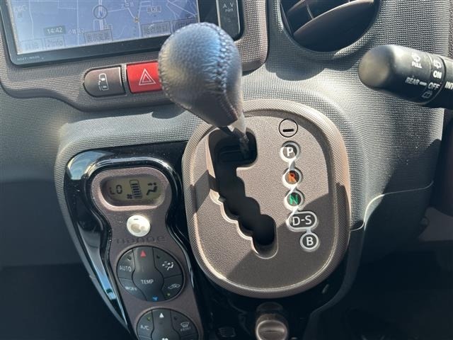 Toyota PORTE 2013 8443666-8